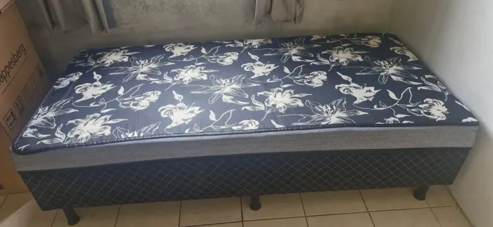 Cama de solteiro