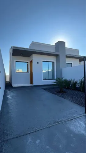 Casa em TIJUCAS. 35 mil de entrada e parcelas de 2 mil