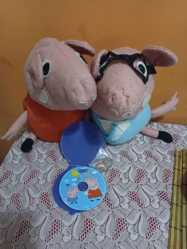 Pelúcias' peppa pig "