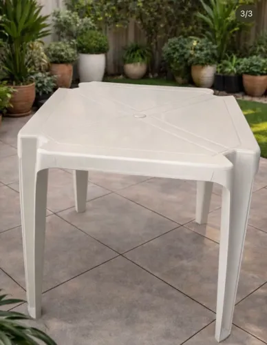Mesa de plástico
