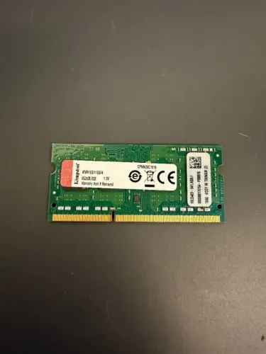Memória RAM Notebook Kingston 4GB DDR3 1600MHz (KVR16S11S8/4) Original