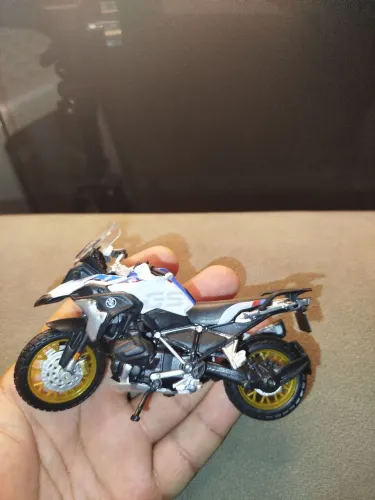 Miniatura moto BMW 1250 GS classe 1:18