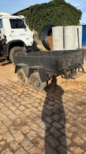 CARROÇÃO COM 2 EIXOS