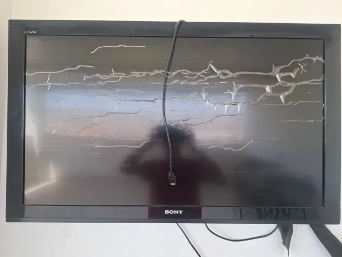 Vendo mini system e TV Sony barato.