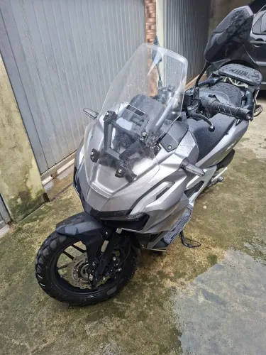 Adv 160 2025
