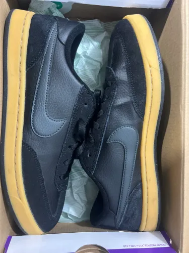 Nike SB FC Classic 41 
