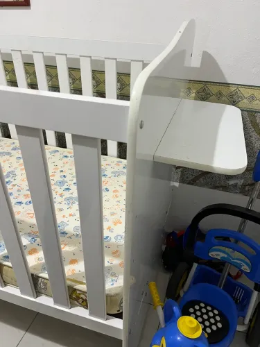 Berço seminovo em perfeito estado 