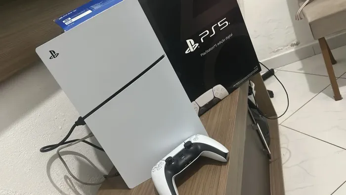 PS5 Slim, semi-novo