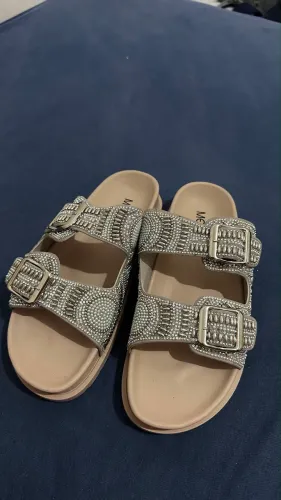 Sapato brilhante