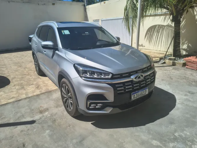 Carro TIGGO 8 1.6 TDGI