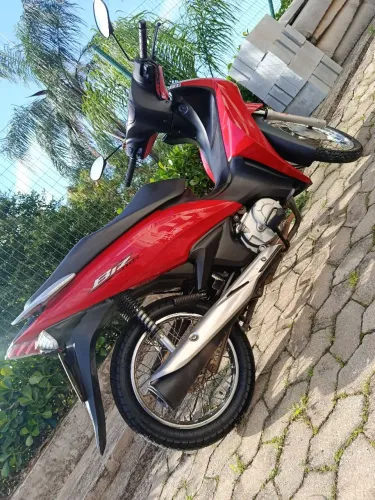 Honda Biz 110i 2023 - Super conservada, ótima oportunidade!