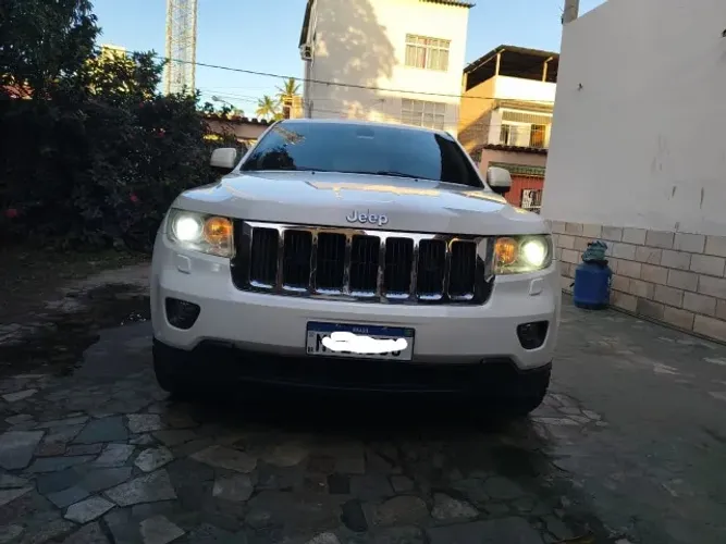 Jeep Grand Cherokee Laredo 3.6 4X4 V6 Aut. 2012