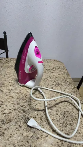 Ferro de Passar Black+Decker Easy Steam X500 