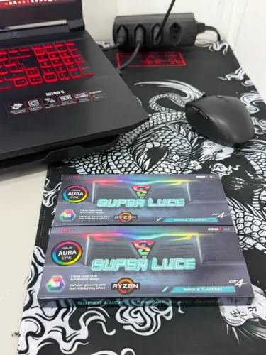 2x Memória Geil Super luce RGB DDR4 8GB 3000MHz CL16