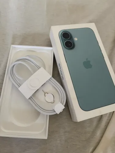 iPhone 16 128gb