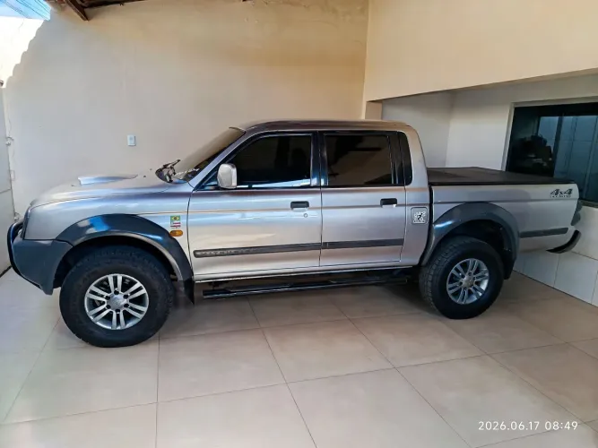 Mitsubishi L200 Outdoor GLS 2.5 4X4 CD TDI Diesel 2008