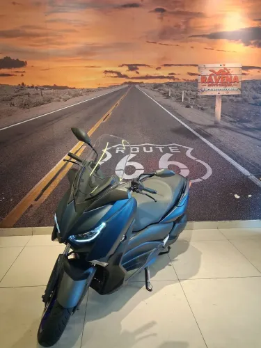 Vendo XMAX 250 ano 2023