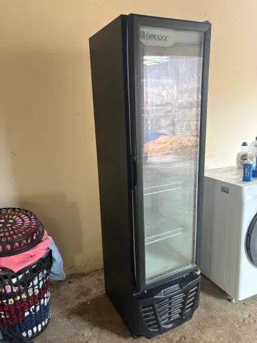Freezer gelopar vertical slim semi novo intacto