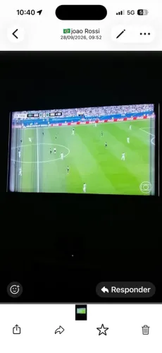 Vendo uma televisão