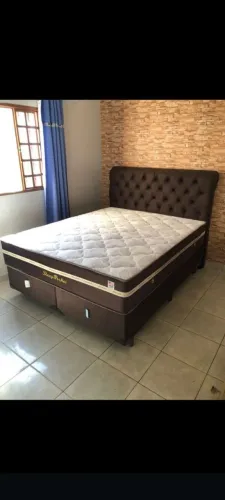 Conjunto Cama Queen com cabeceira 