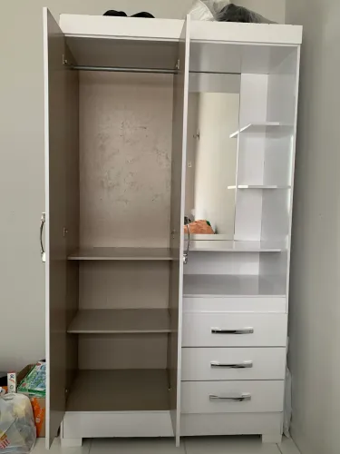 GUARDA ROUPA