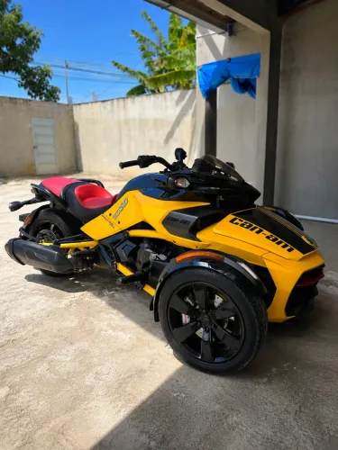 Vendo moto Can am Spyder F3 S 2017