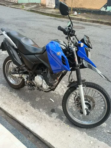 Vendo moto Yamaha xtz 