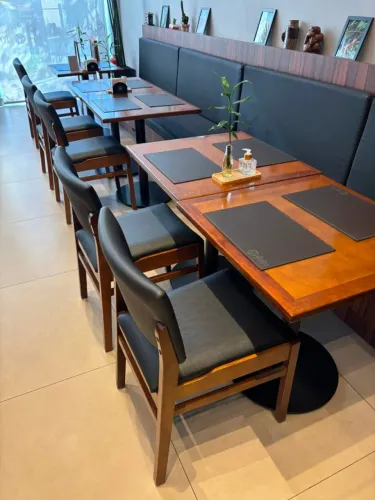 Conjunto mesa e cadeiras Franco Bachot