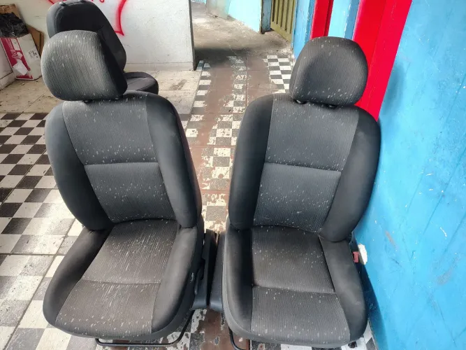 Jogo De Bancos Renault Logan Ano 2012 Original Completo 