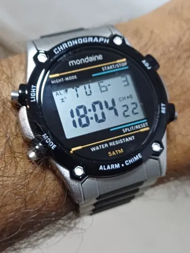 Relógio Digital Mondaine ?Atlantis?