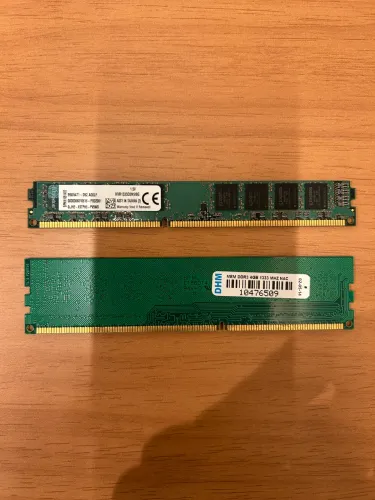 02 Memórias RAM 8GB + 4GB DDR3