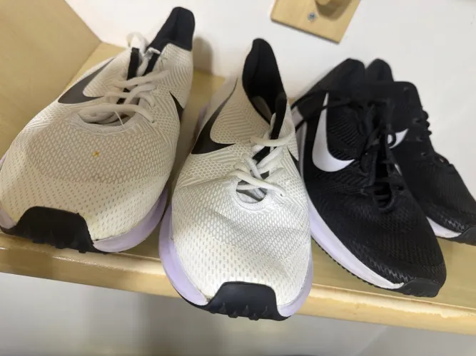 2 pares de tênis