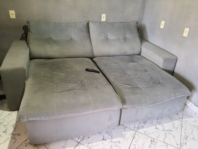 Vendo sofá retrátil usado