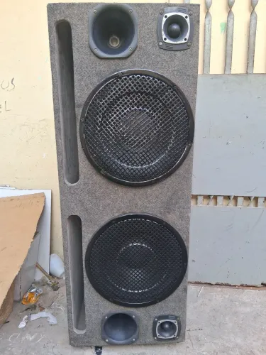 Vende se caixa de som