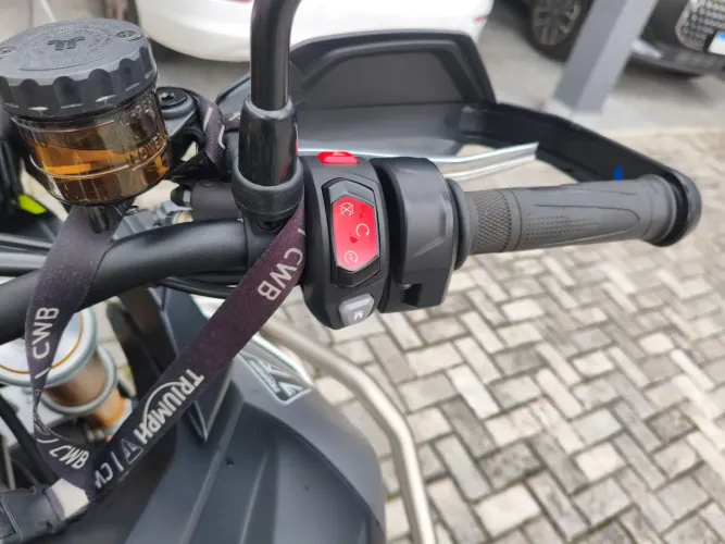 TIGER 900 APENAS 7.OOO KM
