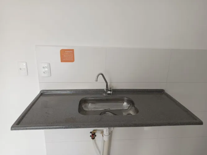 Pia de cozinha com cuba e torneira - Nova