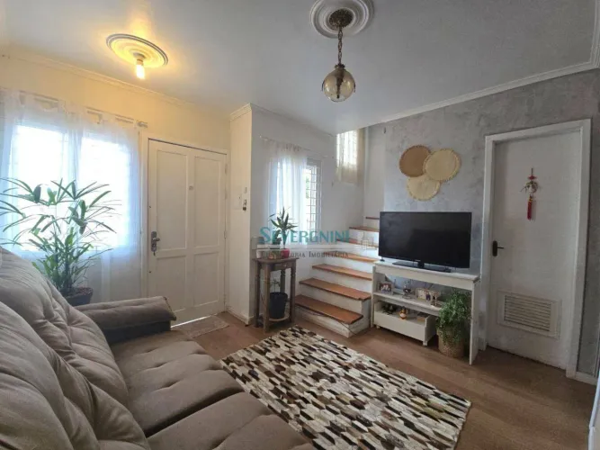 Sobrado com 2 dormitórios à venda, 65 m² por R$ 318.000,00 - Vila City - Cachoeirinha/RS