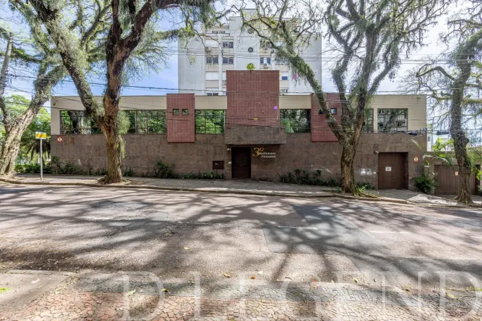 - SEDE DE EMPRESA