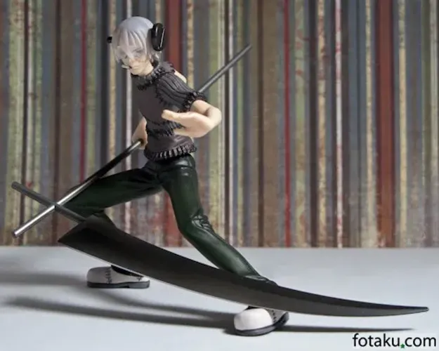 Maka e Stein Soul Eater Figure