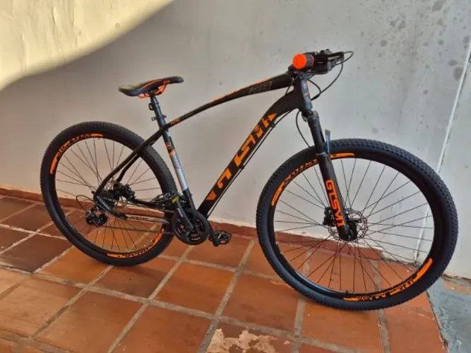 Bicicleta aro 29 com freio hidráulico 