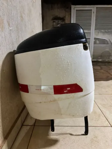 Baú para moto, 90 L.