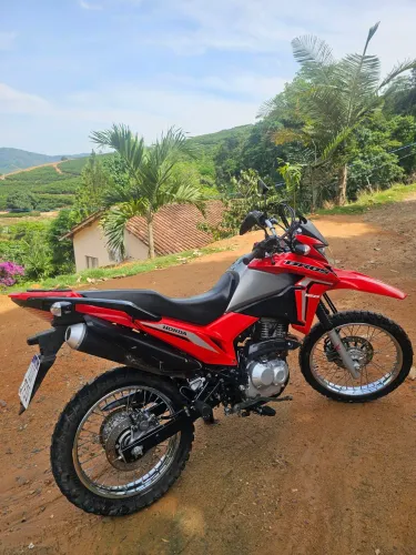 Honda Bros 2022