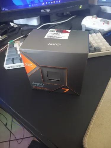 Processador Ryzen 7 8700g - LACRADO