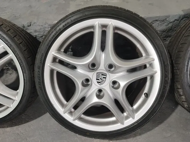 Rodas originais Porsche aro 18