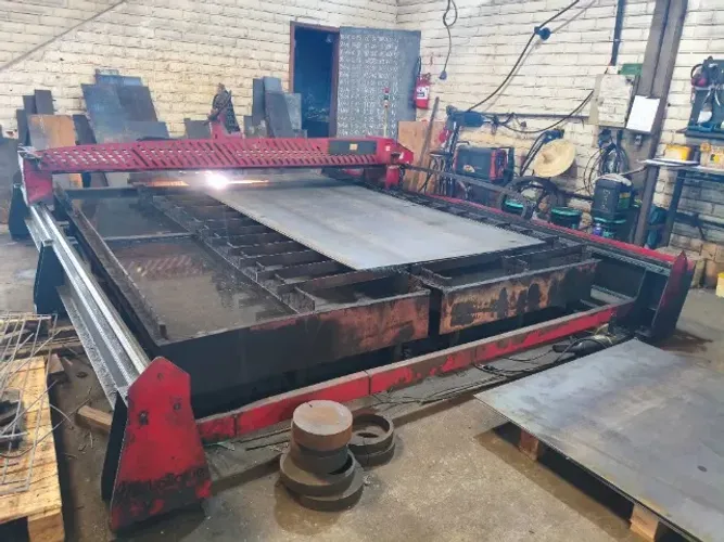 Máquina de Corte CNC Plasma e Oxicorte Metalique EasyMak