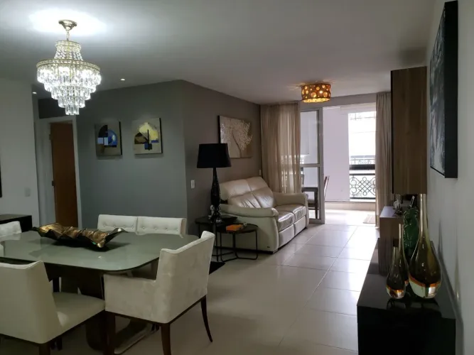 3 Quartos a 100m da Praia de Camboinhas , Varanda Gourmet, 2 Vagas e Lazer Completo