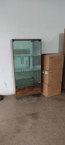 cristaleira com vidro e porta de vidro esperada samos loja 749