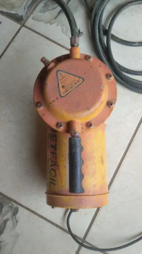 Compressor de ar direito