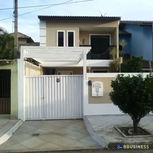 Oportunidade casa à Venda no Alphaville com 3 quartos, Suíte, Piscina e Área Gourmet