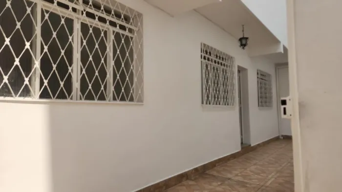 Alugo Casa Fundos Dúplex Bairro Alto Barroca